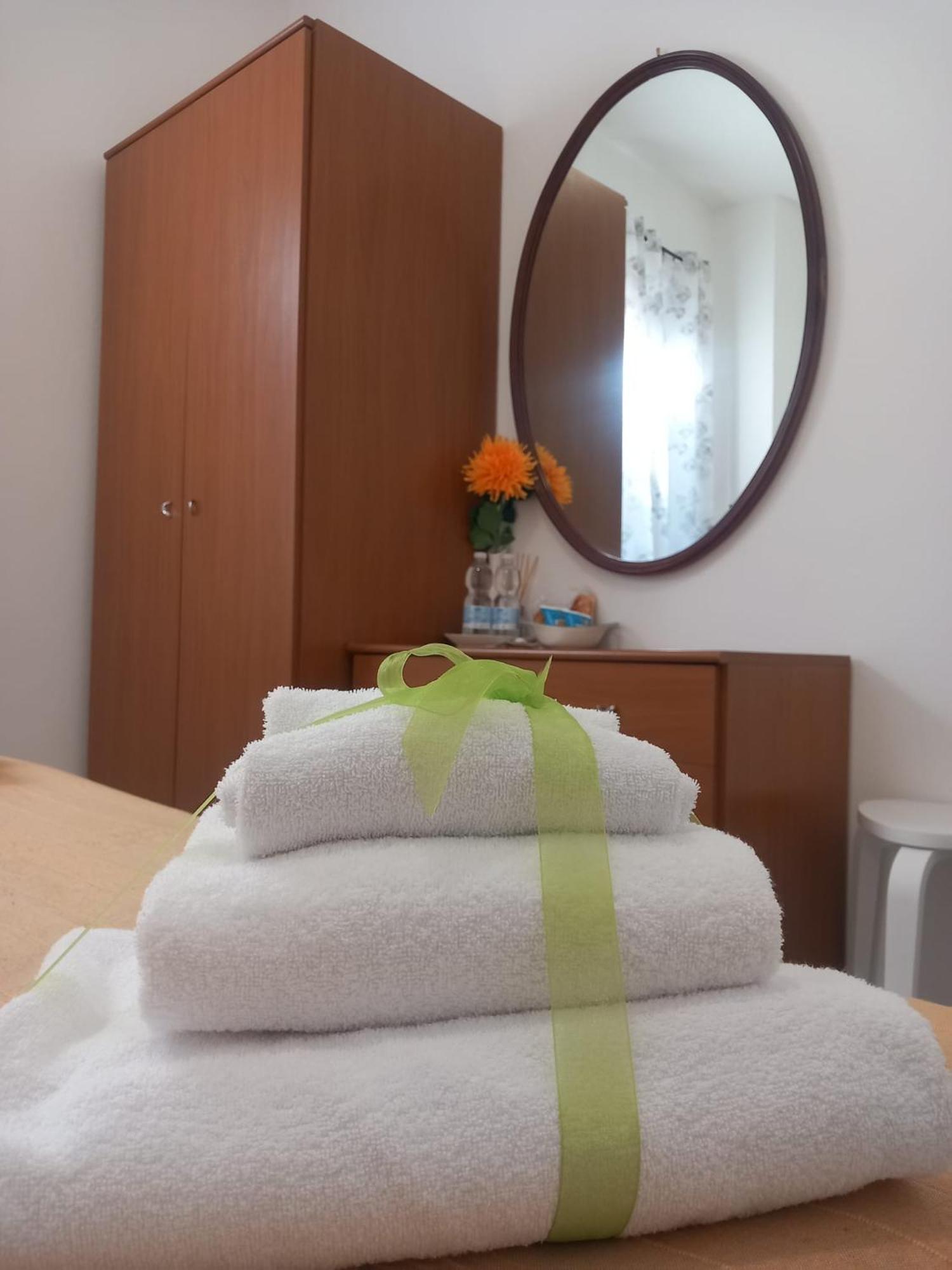 La Valle Fiorita Soviore Phòng bức ảnh